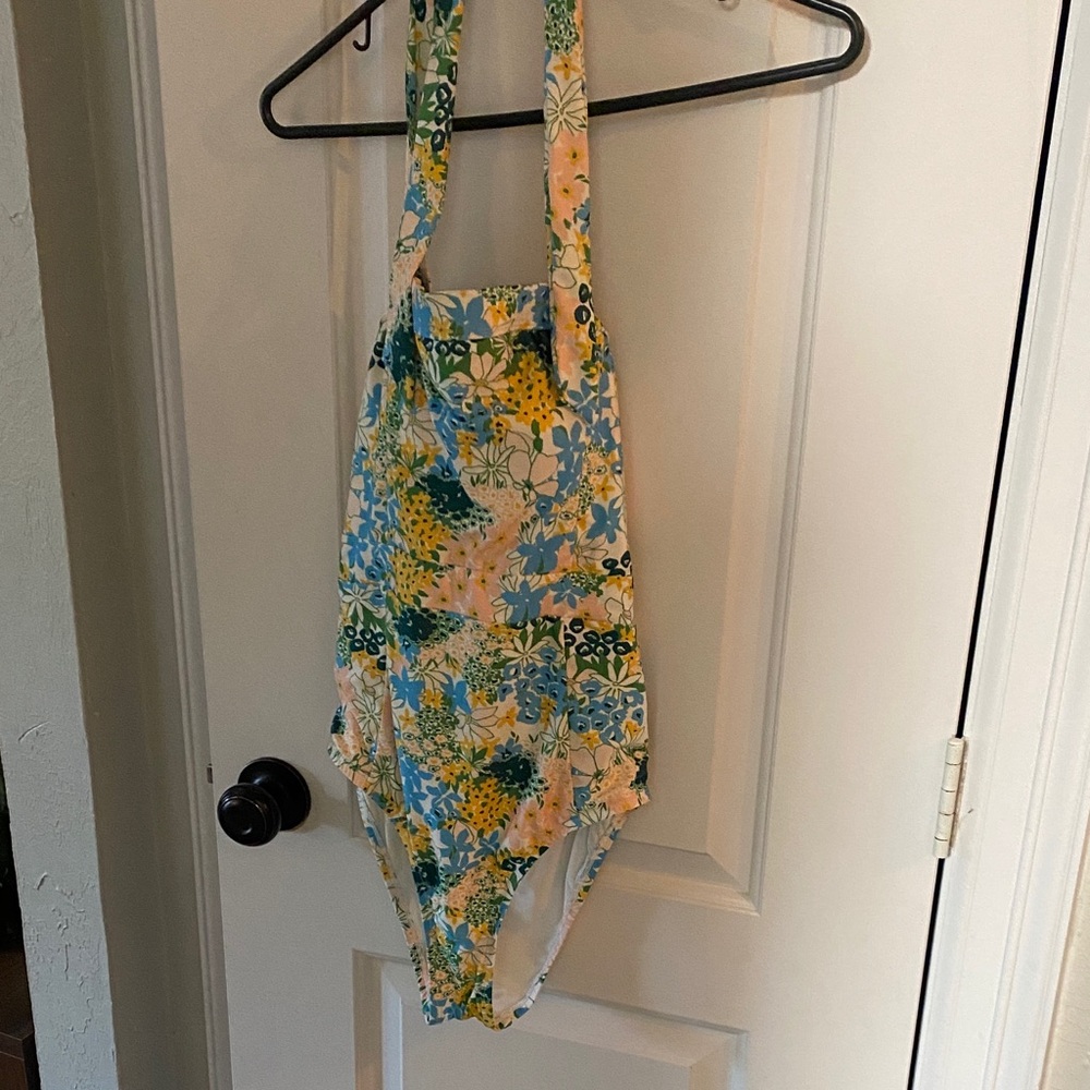modcloth retro inspired swimsuit